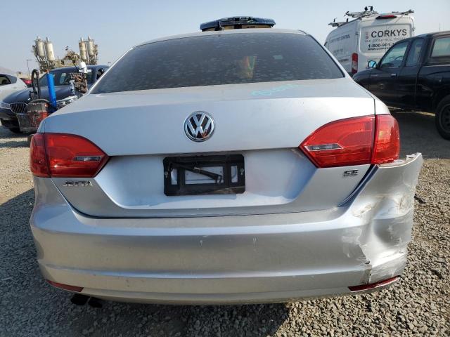  VOLKSWAGEN JETTA 2014 Srebrny