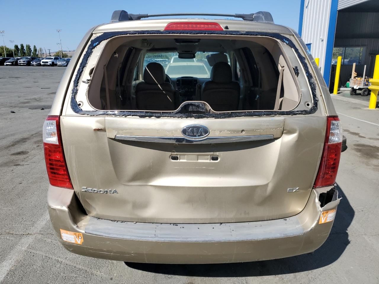 2006 Kia Sedona Ex VIN: KNDMB233366062155 Lot: 64695145