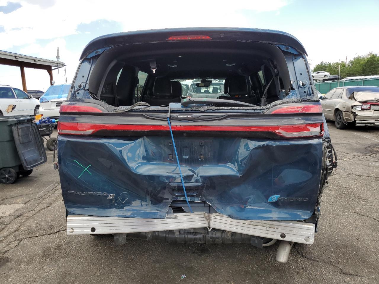 2022 Chrysler Pacifica Hybrid Touring L VIN: 2C4RC1L76NR121268 Lot: 63995785