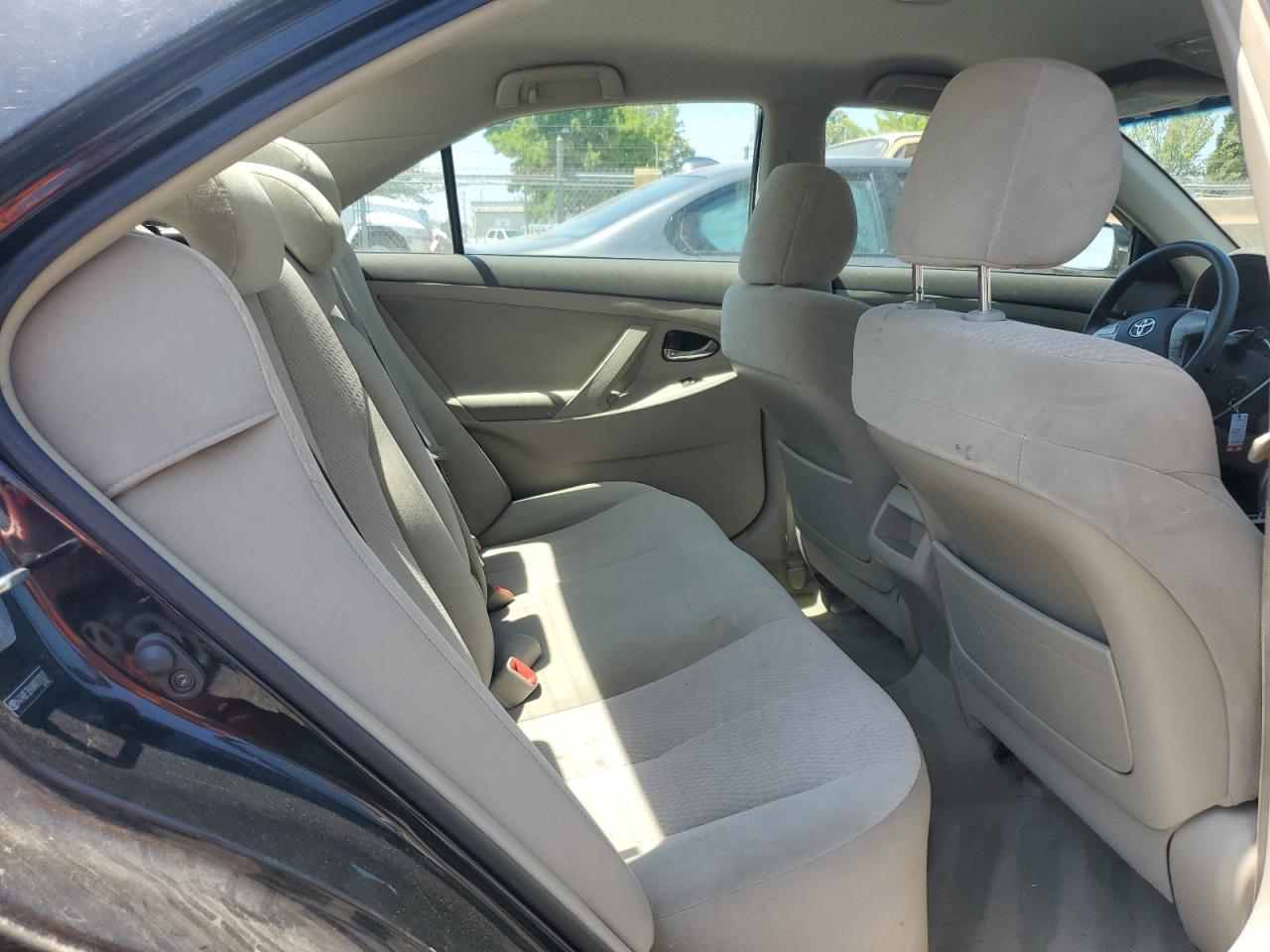 2010 Toyota Camry Base VIN: 4T4BF3EKXAR037037 Lot: 64856945