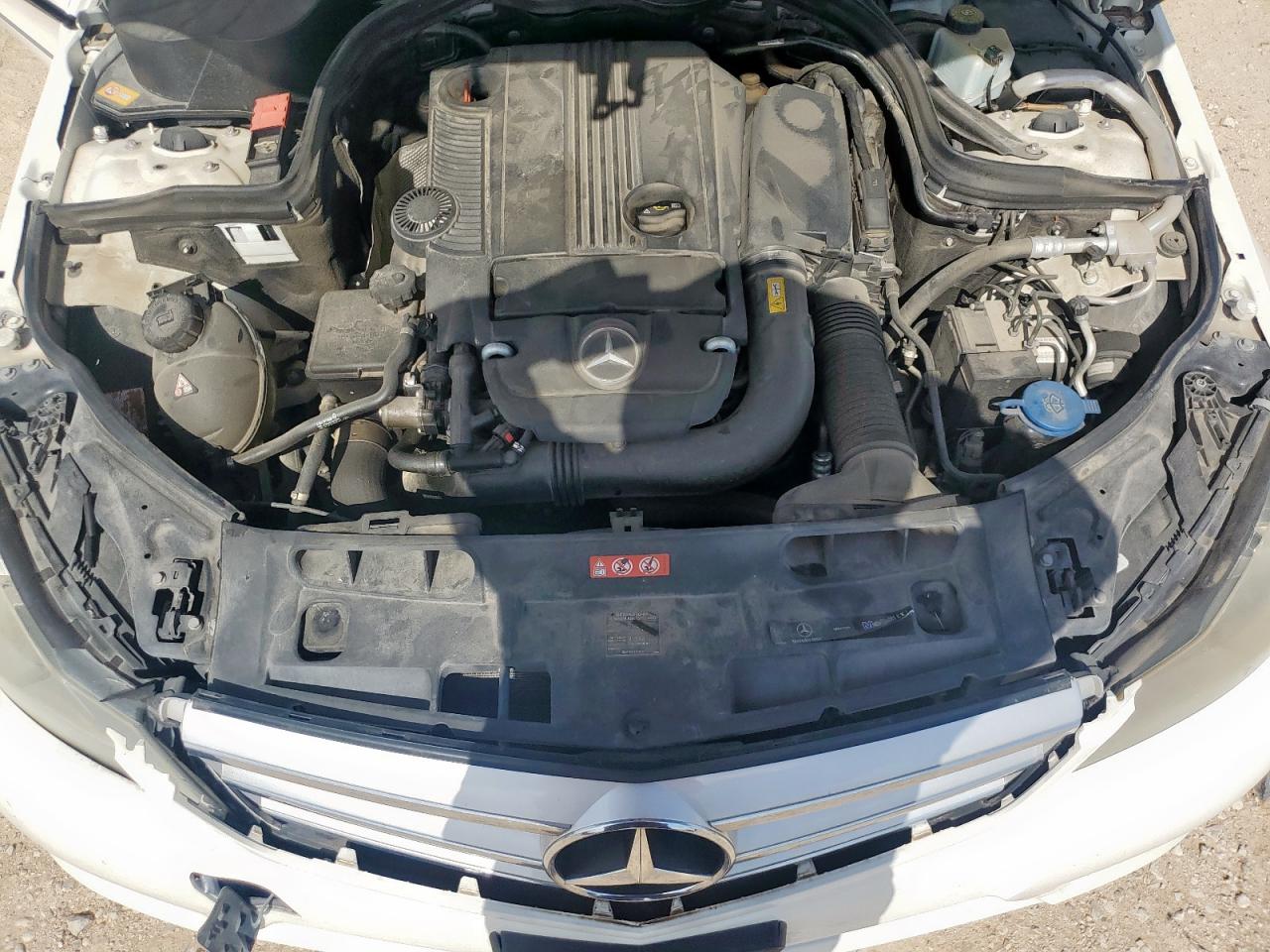 2013 Mercedes-Benz C 250 VIN: WDDGF4HB2DA779952 Lot: 63926315