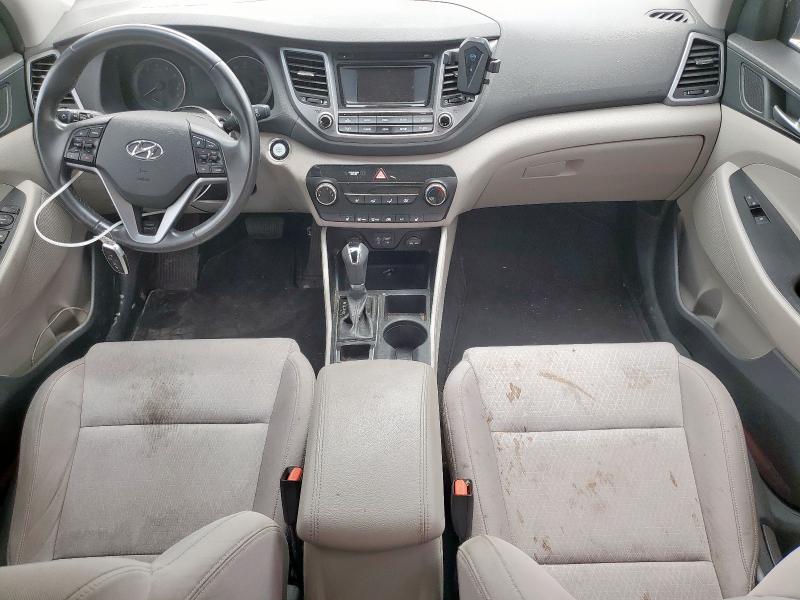 Parquets HYUNDAI TUCSON 2016 Srebrny