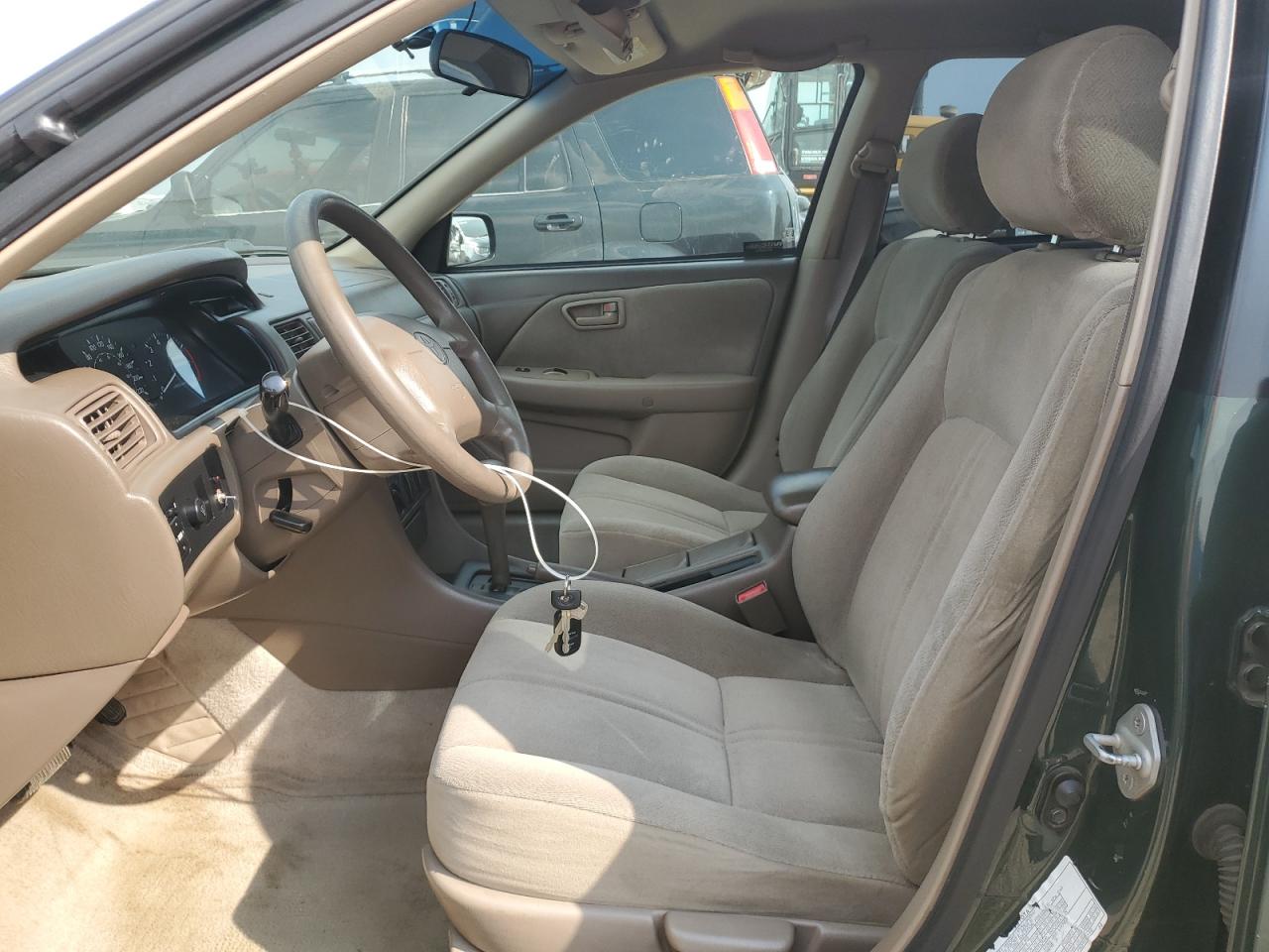 2001 Toyota Camry Ce VIN: JT2BG22KX10589812 Lot: 65525055