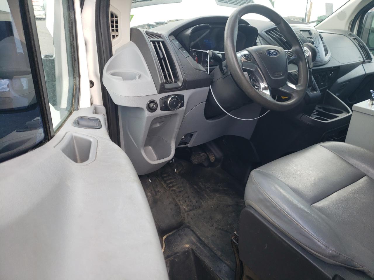 2019 Ford Transit T-250 VIN: 1FTYR3XM6KKB25711 Lot: 60925855