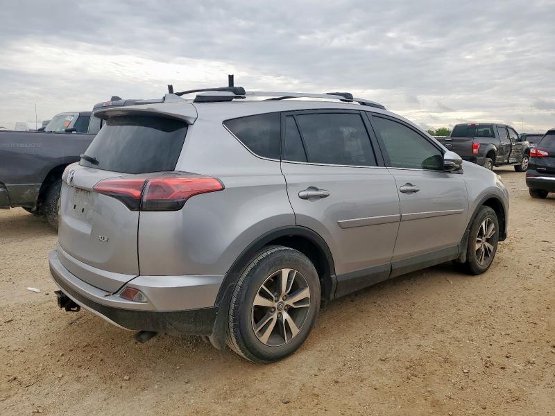  TOYOTA RAV4 2018 Серебристый