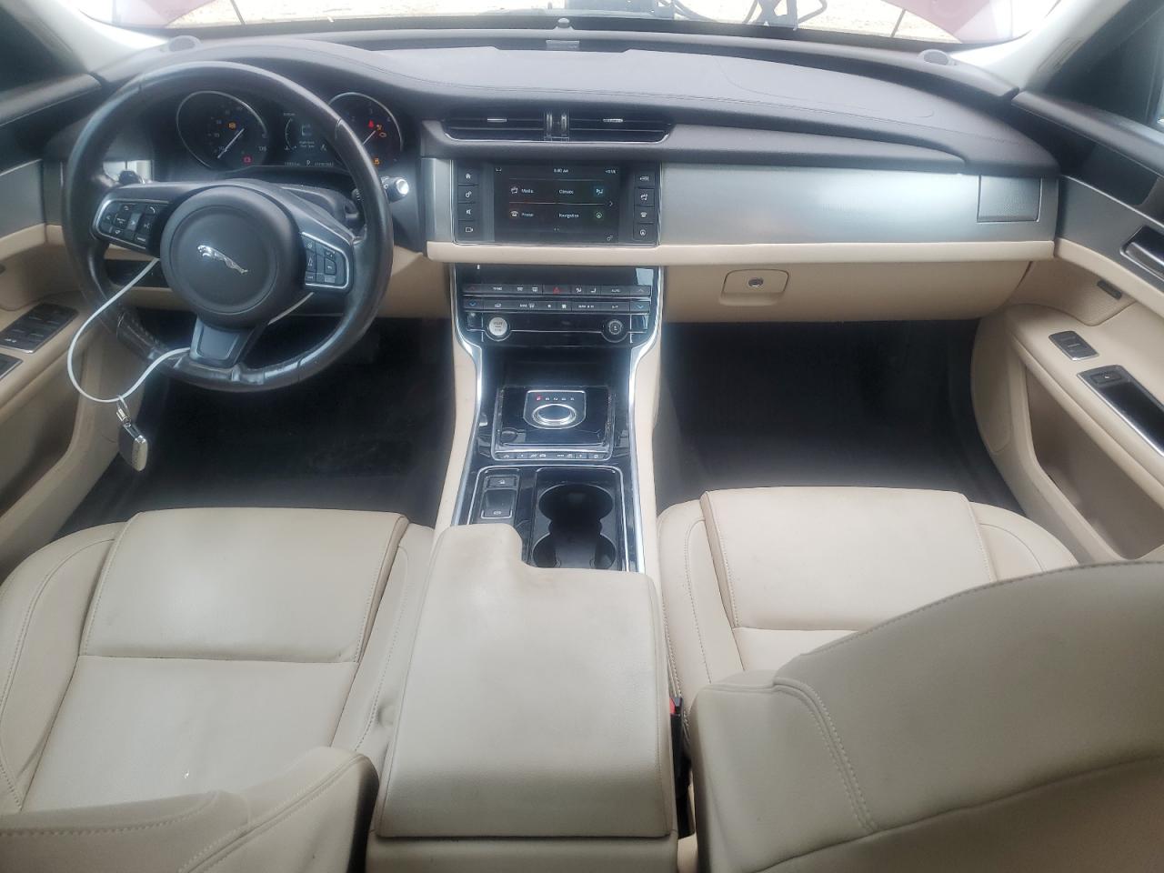 2017 Jaguar Xf Premium VIN: SAJBD4BN0HCY48761 Lot: 62268015