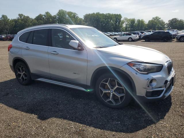  BMW X1 2018 Серебристый