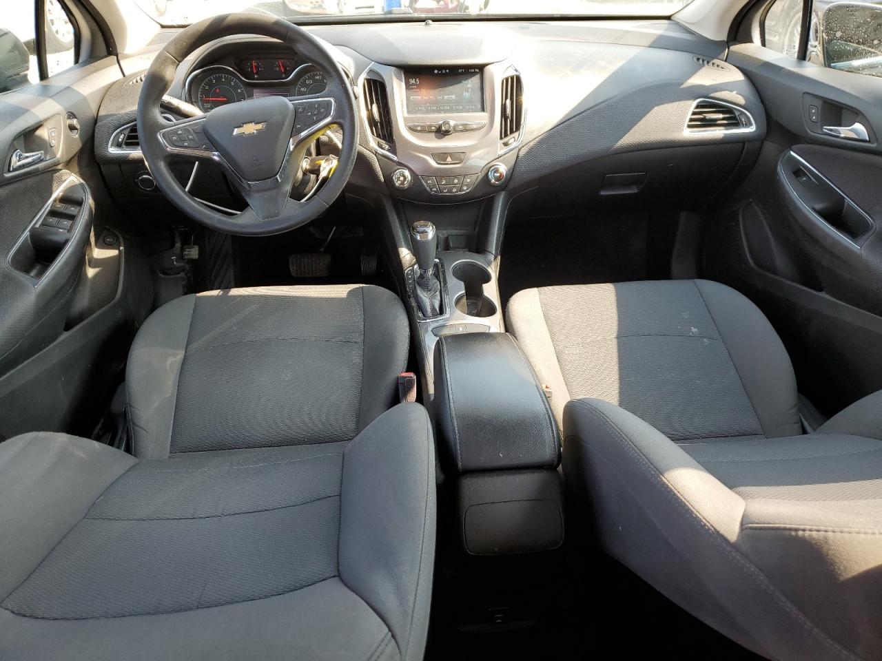 2018 Chevrolet Cruze Lt VIN: 1G1BE5SM3J7228678 Lot: 65210825