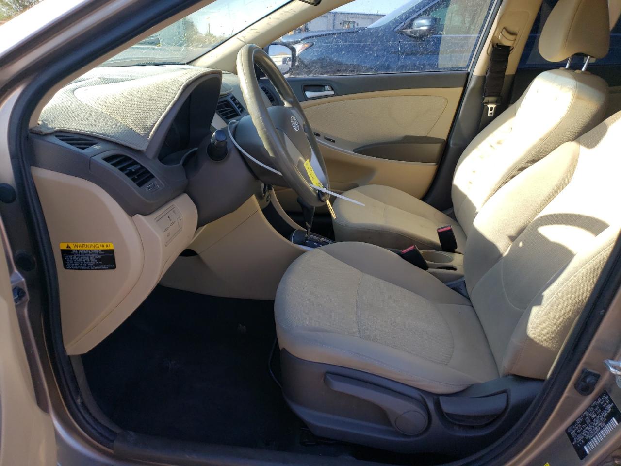 2014 Hyundai Accent Gls VIN: KMHCT4AE8EU684779 Lot: 63327505