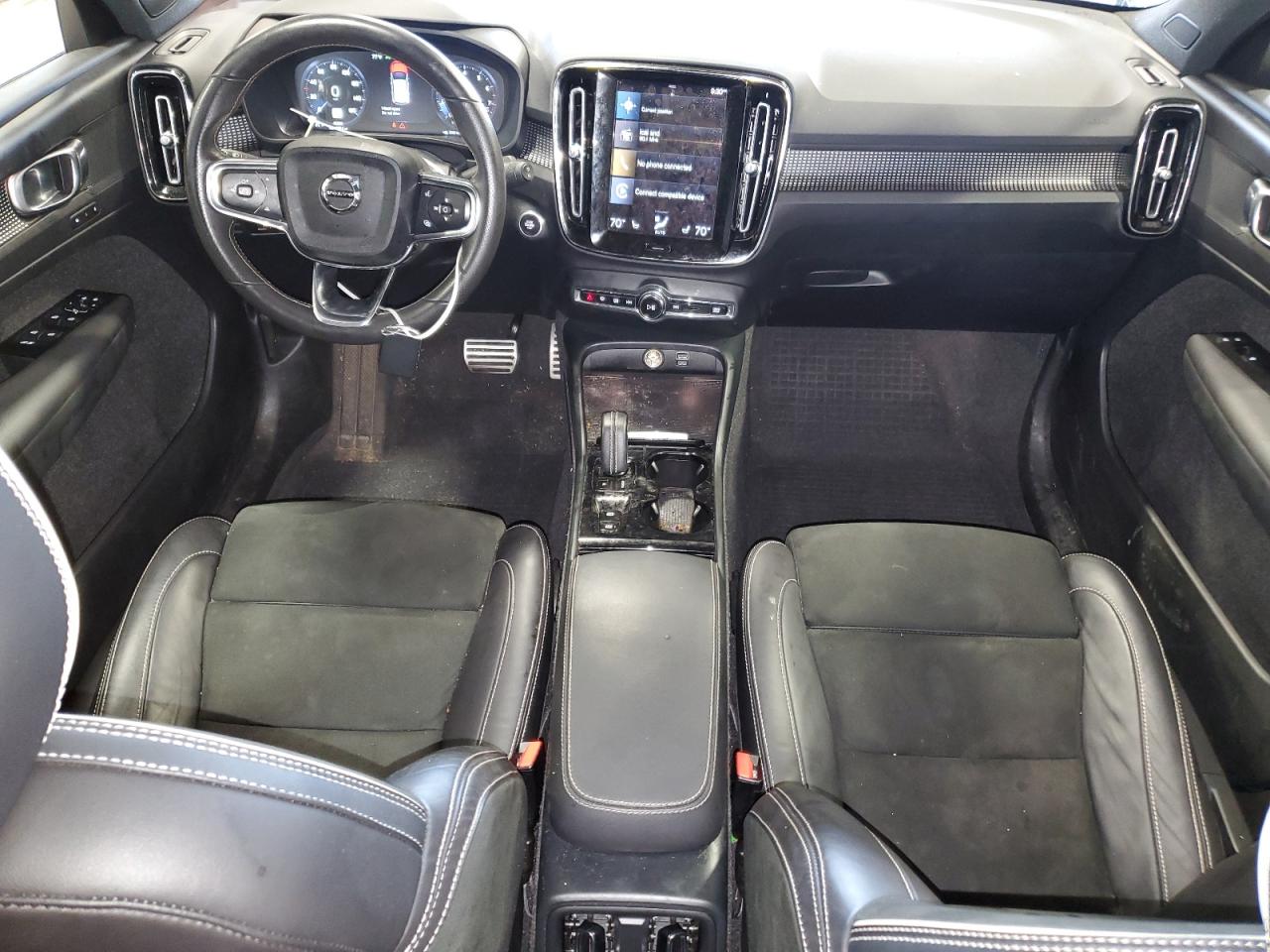 2021 Volvo Xc40 T5 R-Design VIN: YV4162UM5M2579019 Lot: 64495055
