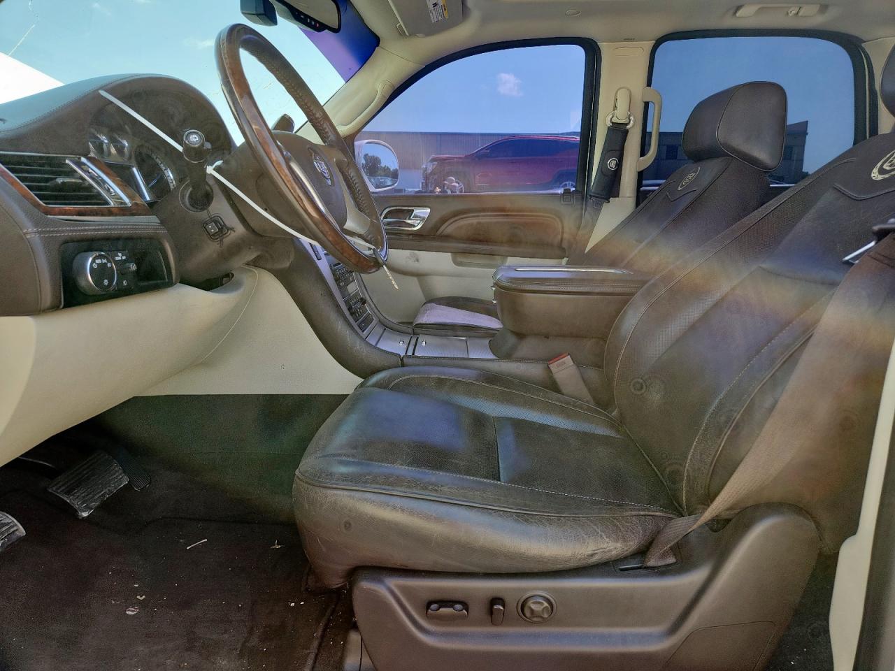 2014 Cadillac Escalade Platinum VIN: 1GYS4DEF2ER231688 Lot: 64596445