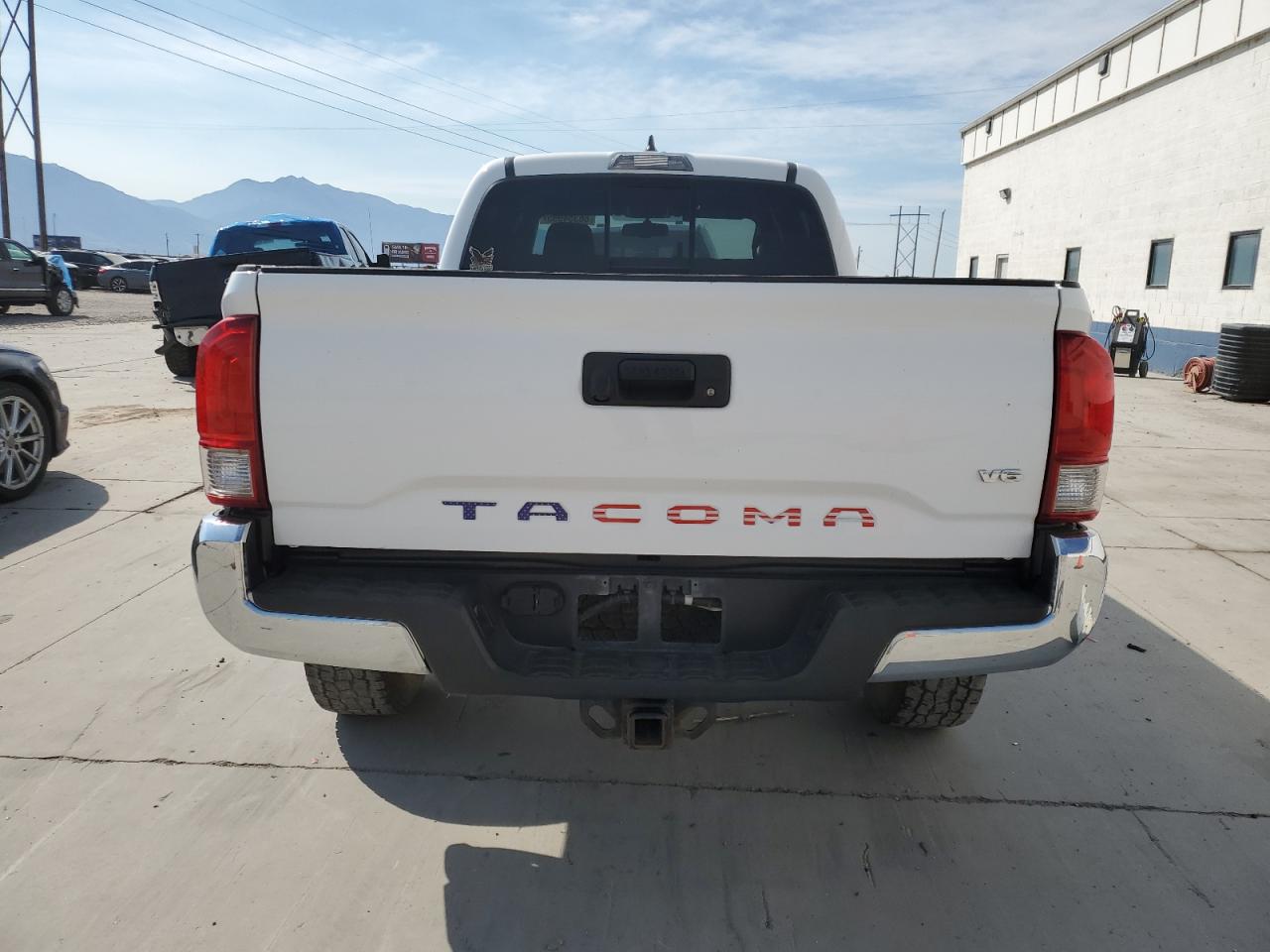 2017 Toyota Tacoma Double Cab VIN: 3TMDZ5BN2HM035743 Lot: 66354995