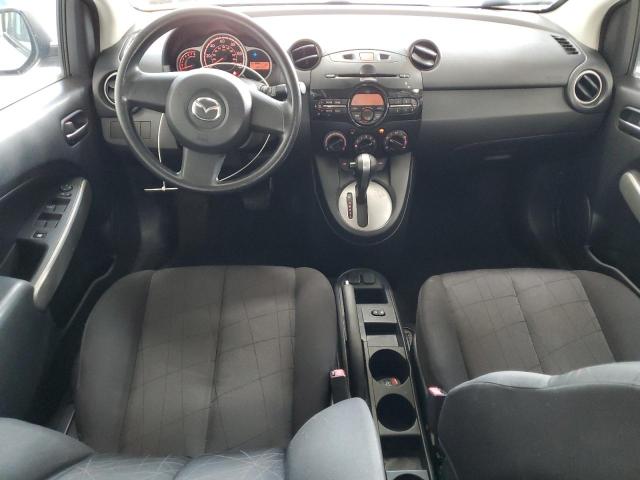 Hatchbacks MAZDA 2 2012 Biały
