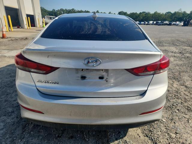  HYUNDAI ELANTRA 2018 Srebrny