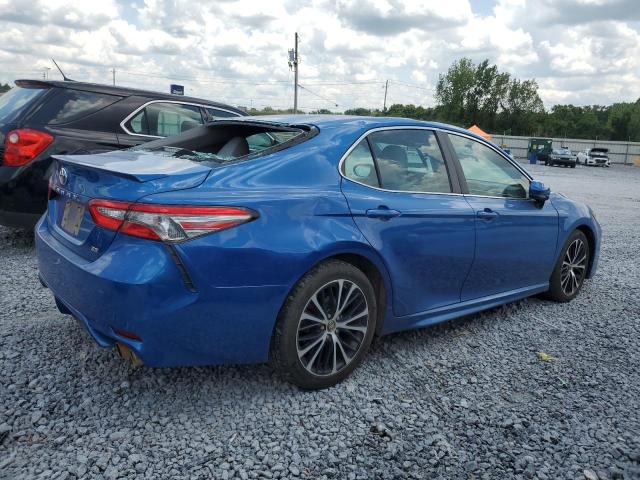  TOYOTA CAMRY 2018 Granatowy
