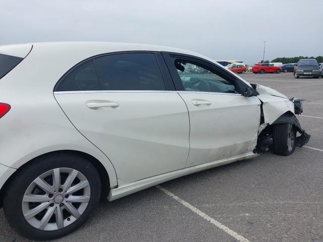 2013 MERCEDES BENZ A180 BLUEE