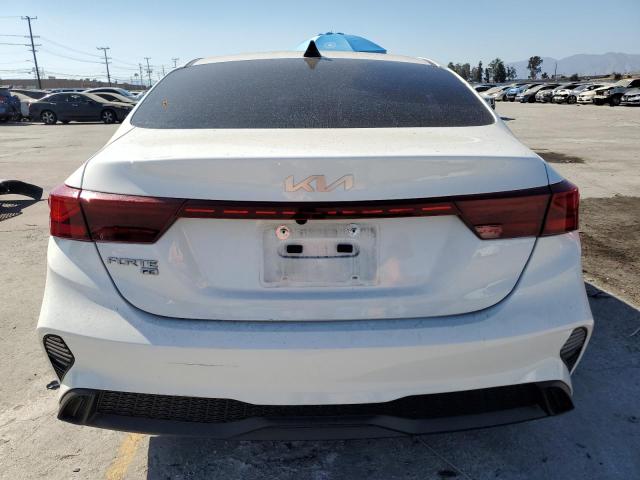 KIA FORTE 2022 Biały