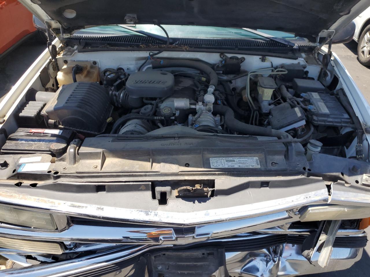 1999 Chevrolet Suburban K2500 VIN: 1GNGK26JXXJ384868 Lot: 63163395