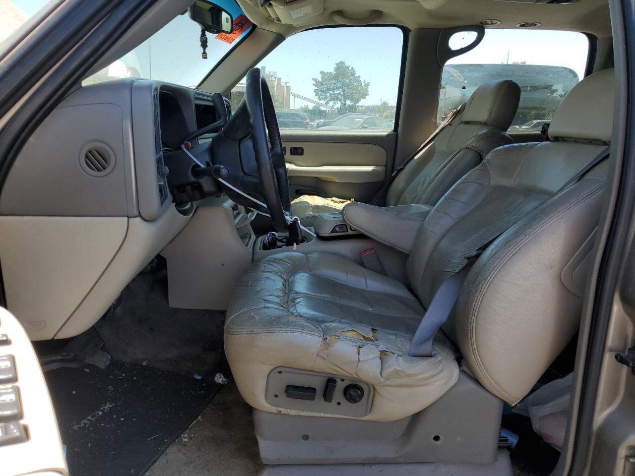 2002 Chevrolet Suburban K1500 VIN: 1GNFK16T82J122492 Lot: 63845675