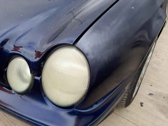 2001 MERCEDES BENZ CLK230 AVA