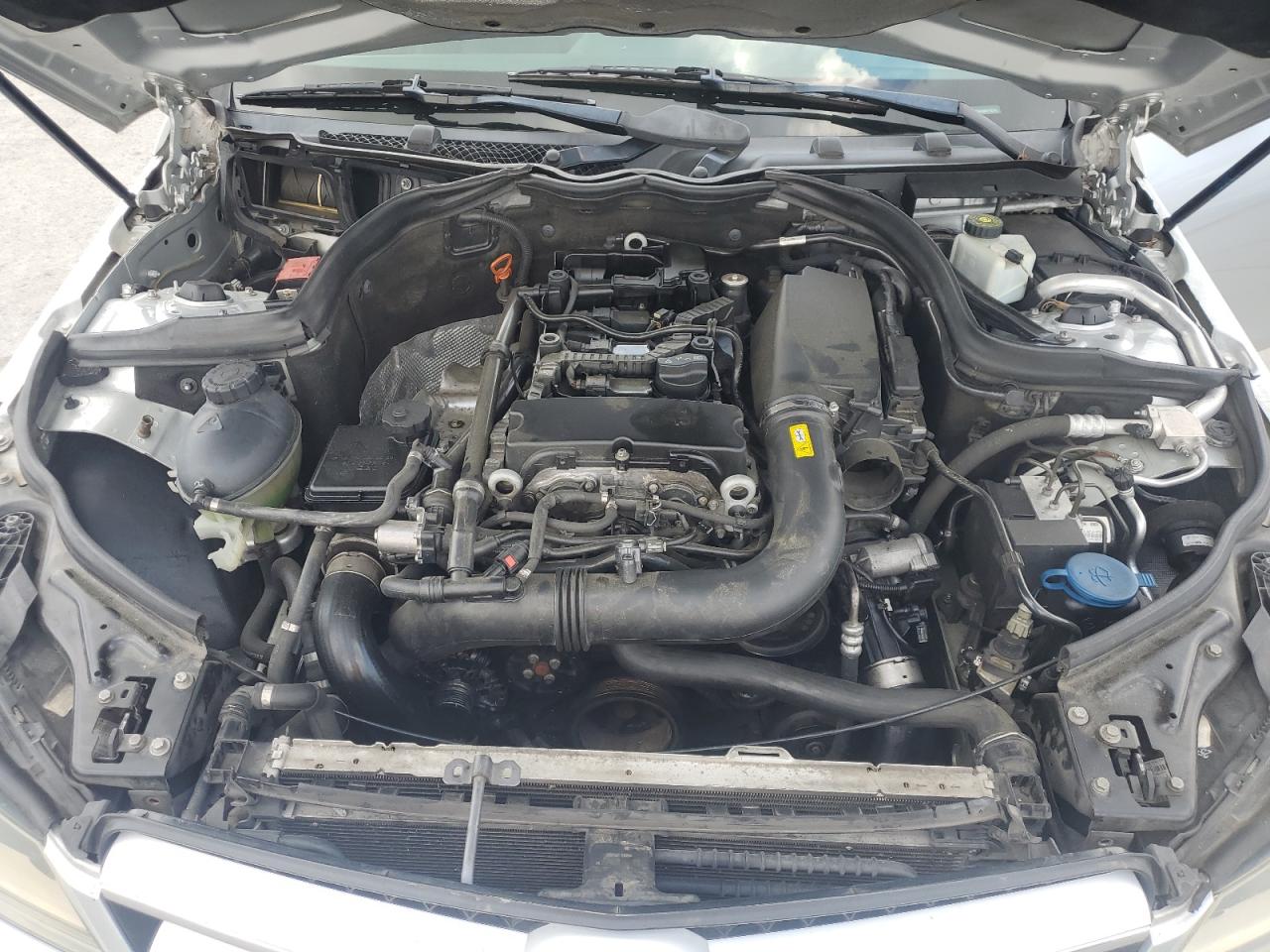 2012 Mercedes-Benz C 250 VIN: WDDGJ4HB8CF742193 Lot: 65213905