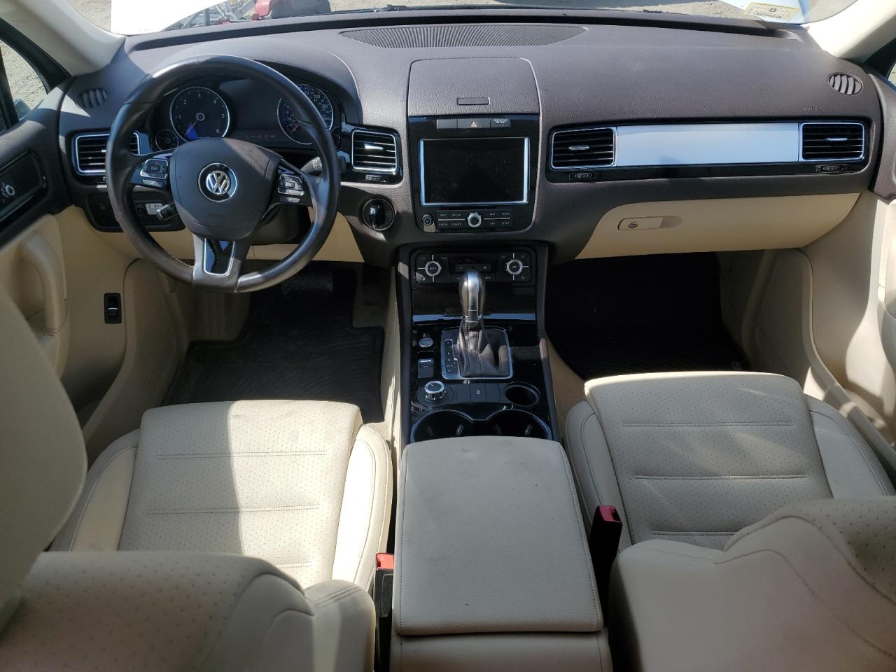 2014 Volkswagen Touareg V6 Tdi VIN: WVGEP9BP2ED011772 Lot: 65915195