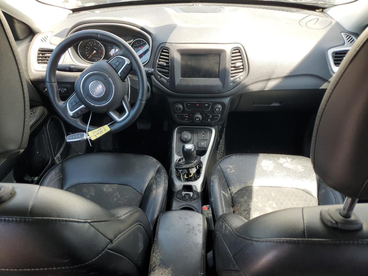 2019 Jeep Compass Latitude VIN: 3C4NJDBB4KT690639 Lot: 65520185