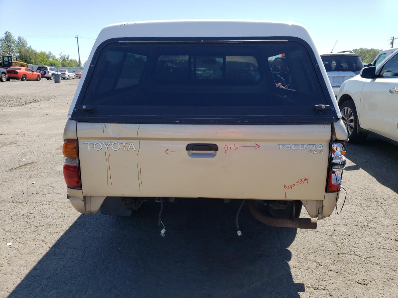 2002 Toyota Tacoma Xtracab VIN: 5TEVL52N02Z077215 Lot: 63660395