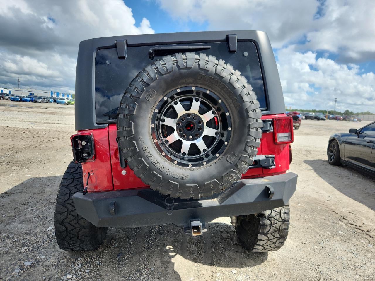 2014 Jeep Wrangler Unlimited Sport VIN: 1C4BJWDG5EL284456 Lot: 64797095