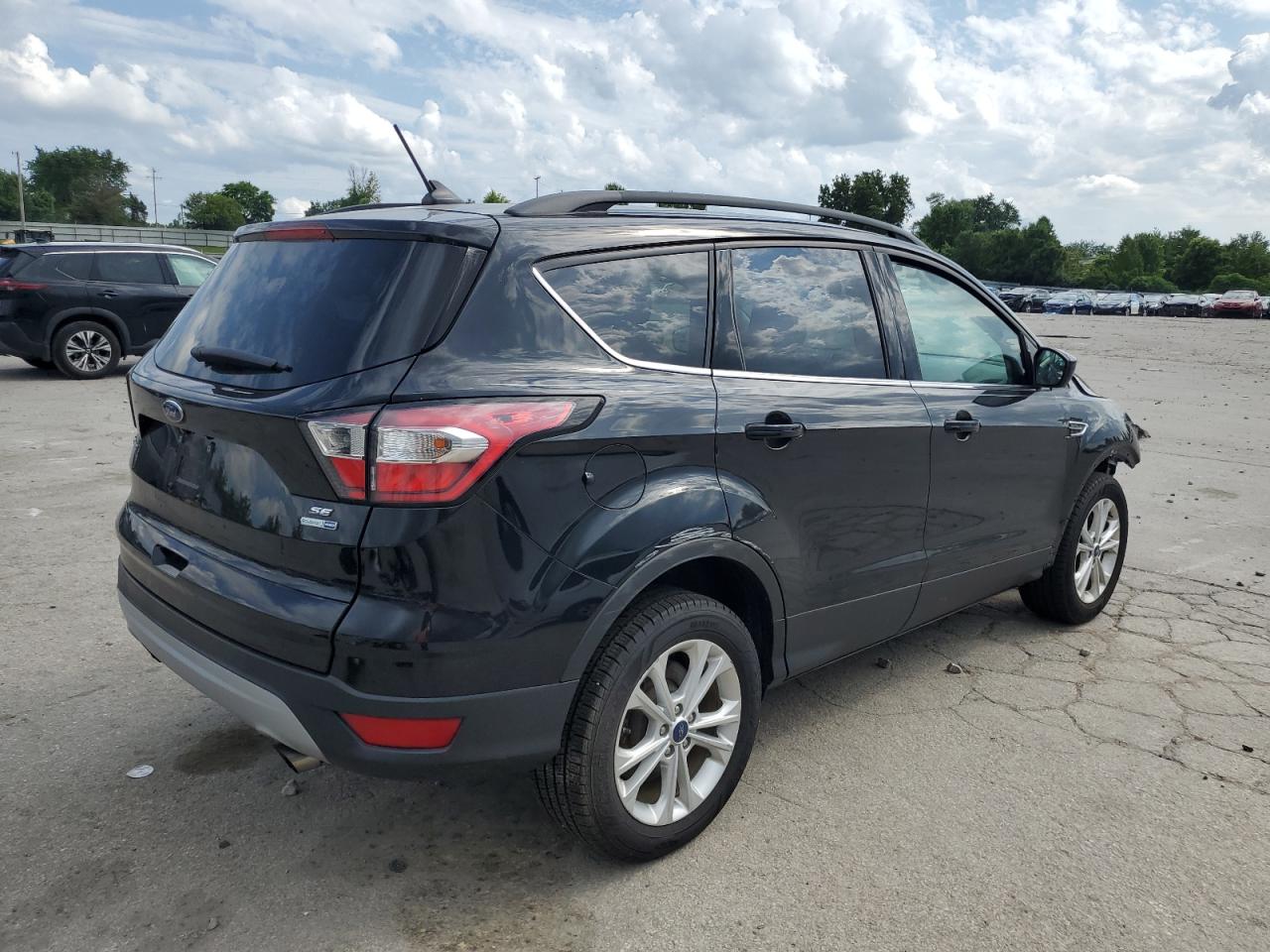 2018 Ford Escape Se VIN: 1FMCU9GD2JUB24887 Lot: 64728165