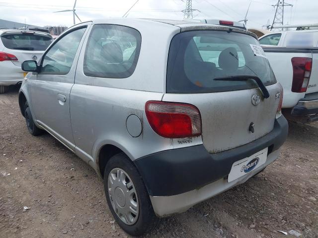 2002 TOYOTA YARIS GS