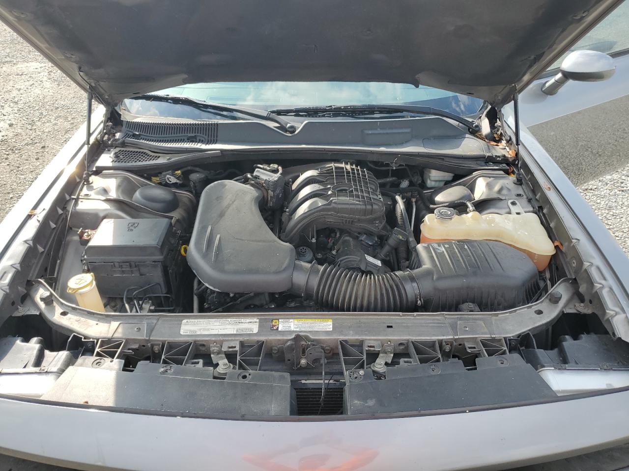 2011 Dodge Challenger VIN: 2B3CJ4DG6BH570643 Lot: 66387555