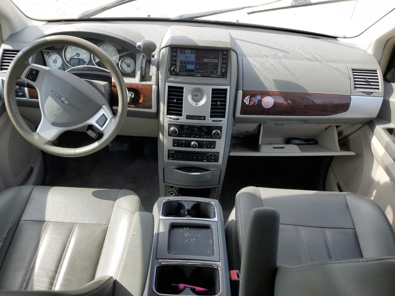 2010 Chrysler Town & Country Touring VIN: 2A4RR5D10AR162077 Lot: 63981245
