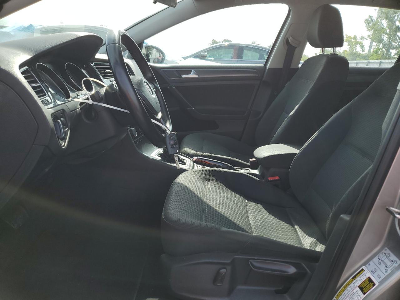 2019 Volkswagen Golf S VIN: 3VWG57AU4KM010800 Lot: 63739785