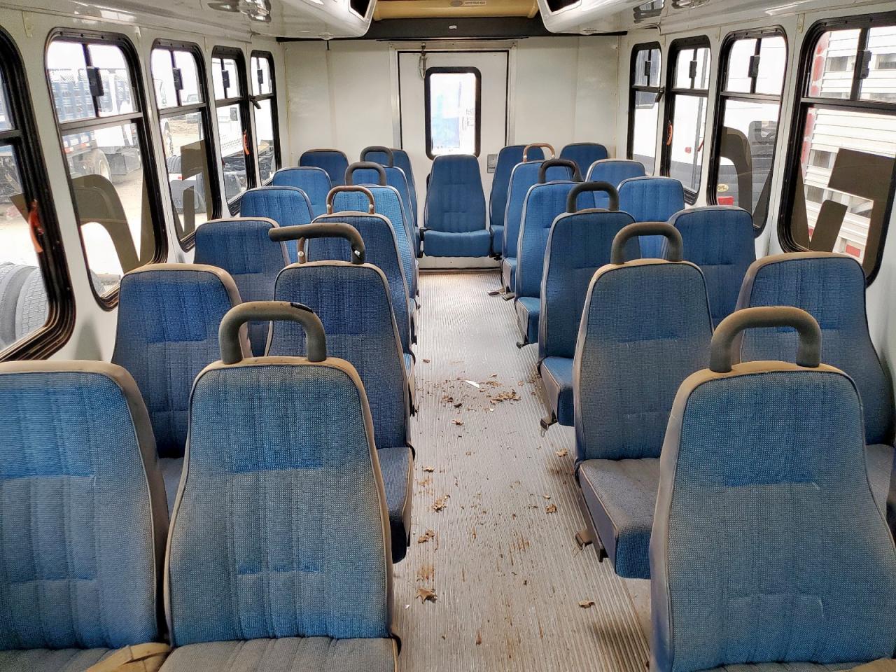 1998 Ford Econoline E450 Super Duty Cutaway Van Rv VIN: 1FDXE40S8WHB77815 Lot: 71995045