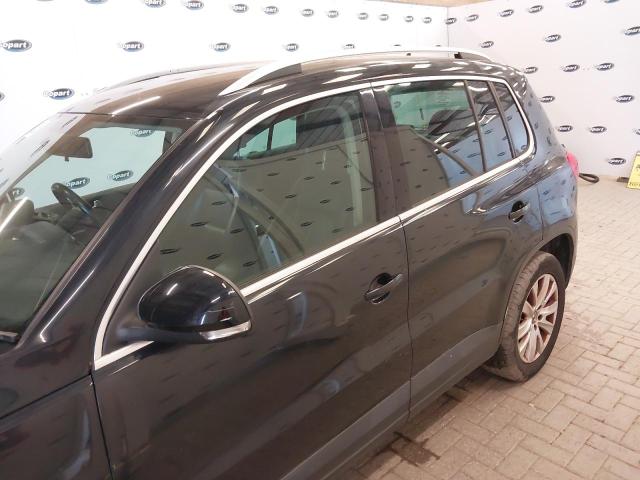 2009 VOLKSWAGEN TIGUAN SE