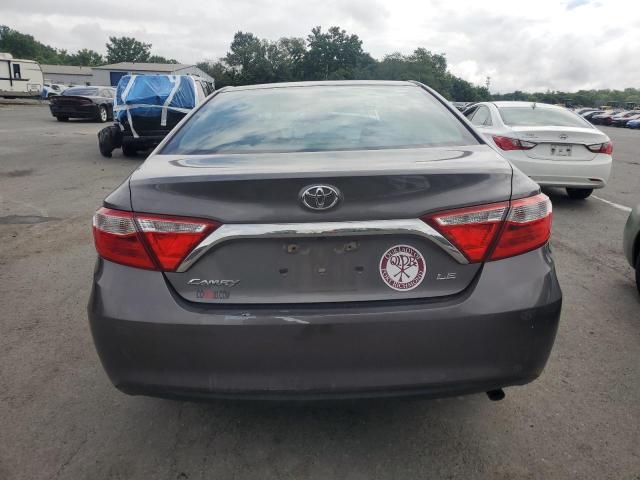Sedans TOYOTA CAMRY 2016 Gray