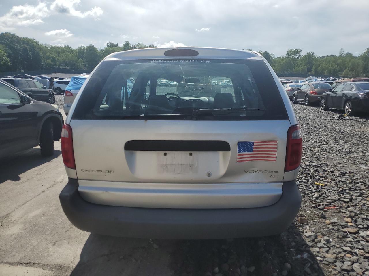2002 Chrysler Voyager Ec VIN: 1C4GJ15B32B572554 Lot: 62387045