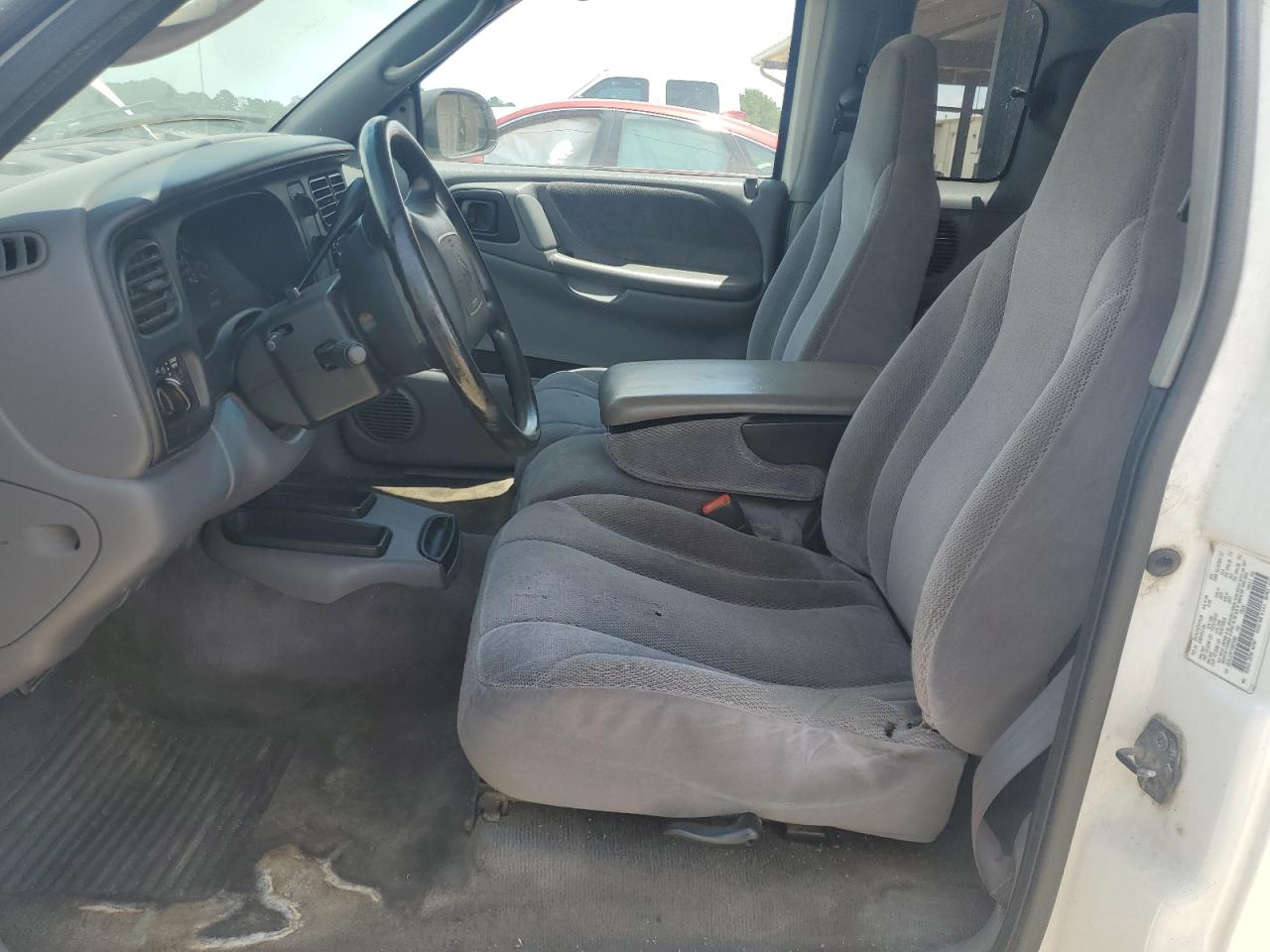 2000 Dodge Dakota VIN: 1B7GL22X1YS697058 Lot: 63463645