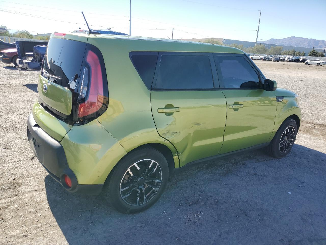 2014 Kia Soul KNDJN2A26E7742953 photo #4