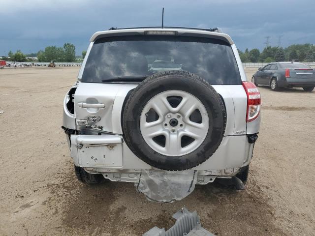  TOYOTA RAV4 2012 Srebrny