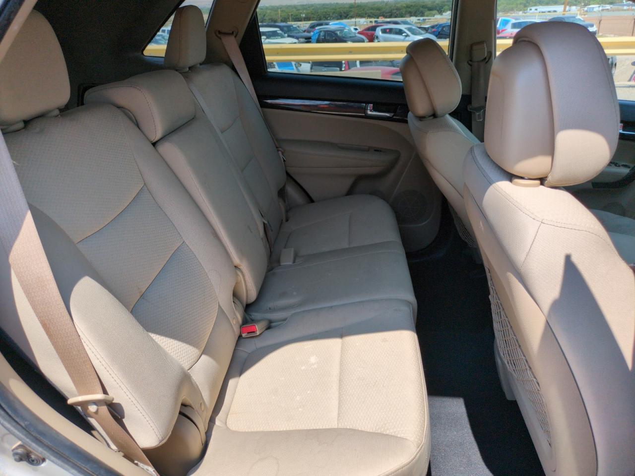 2013 Kia Sorento Lx VIN: 5XYKTDA21DG346890 Lot: 64411105