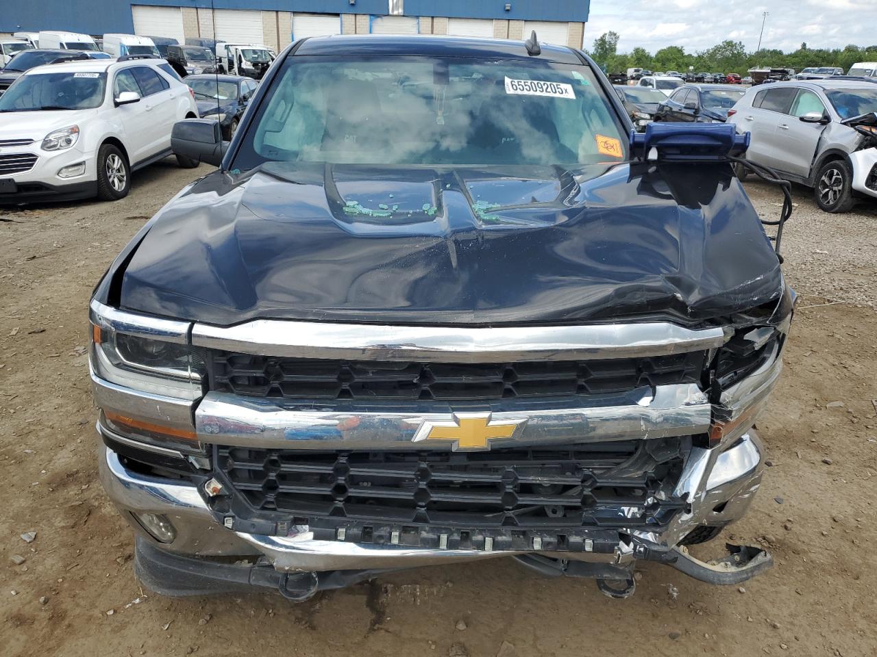 2017 Chevrolet Silverado K1500 Lt VIN: 1GCVKREH2HZ393655 Lot: 65509205