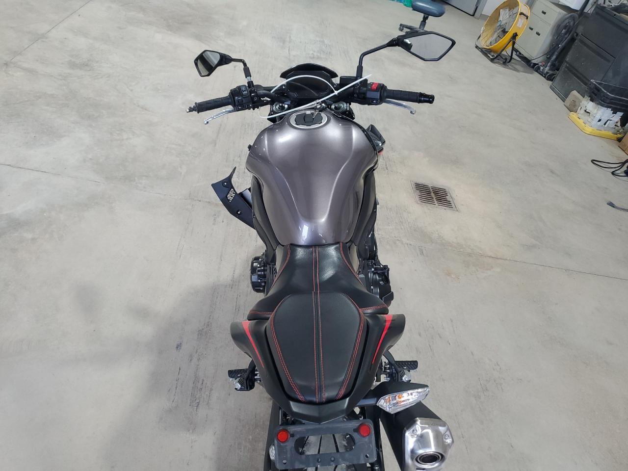 ml5zrdf18pda61701 ML5ZRDF18PDA61701 2023 Kawasaki Zr900 F