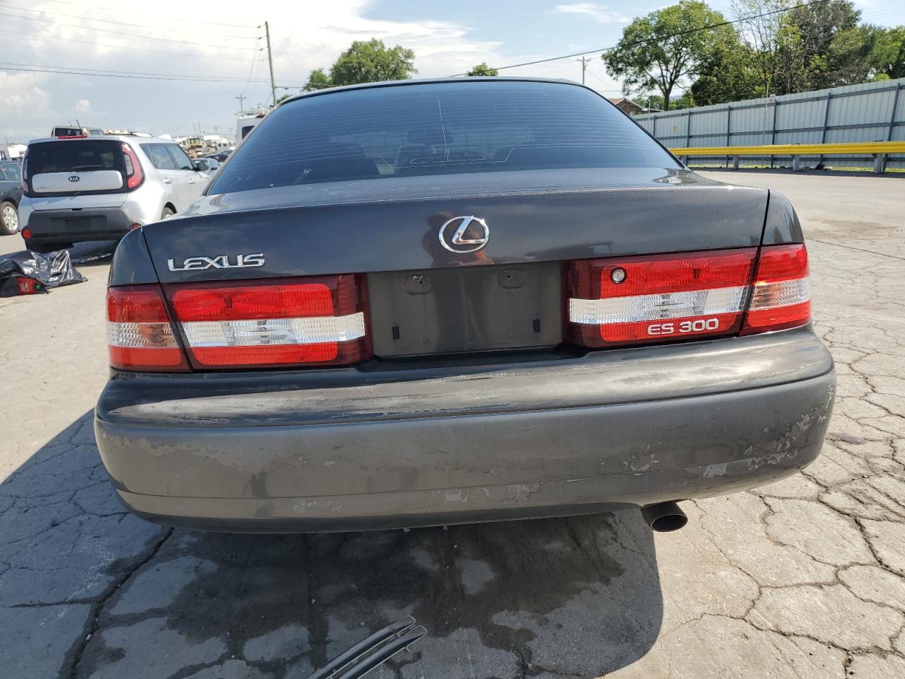 2001 Lexus Es 300 VIN: JT8BF28G310330879 Lot: 64079045