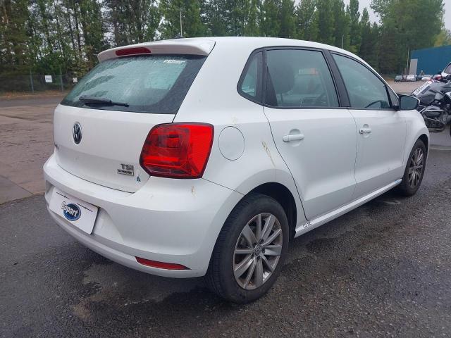 2015 VOLKSWAGEN POLO SE TS