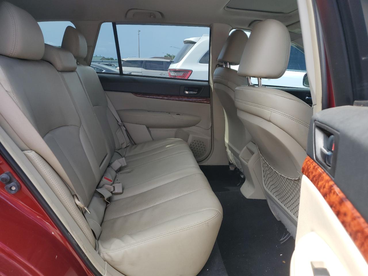 2011 Subaru Outback 2.5I Limited VIN: 4S4BRBLC4B3350910 Lot: 64719055