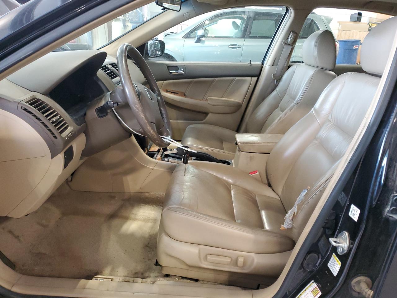 2004 Honda Accord Ex VIN: JHMCM56844C011243 Lot: 63688995