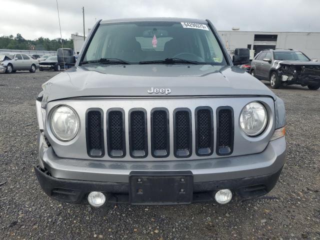  JEEP PATRIOT 2016 Srebrny