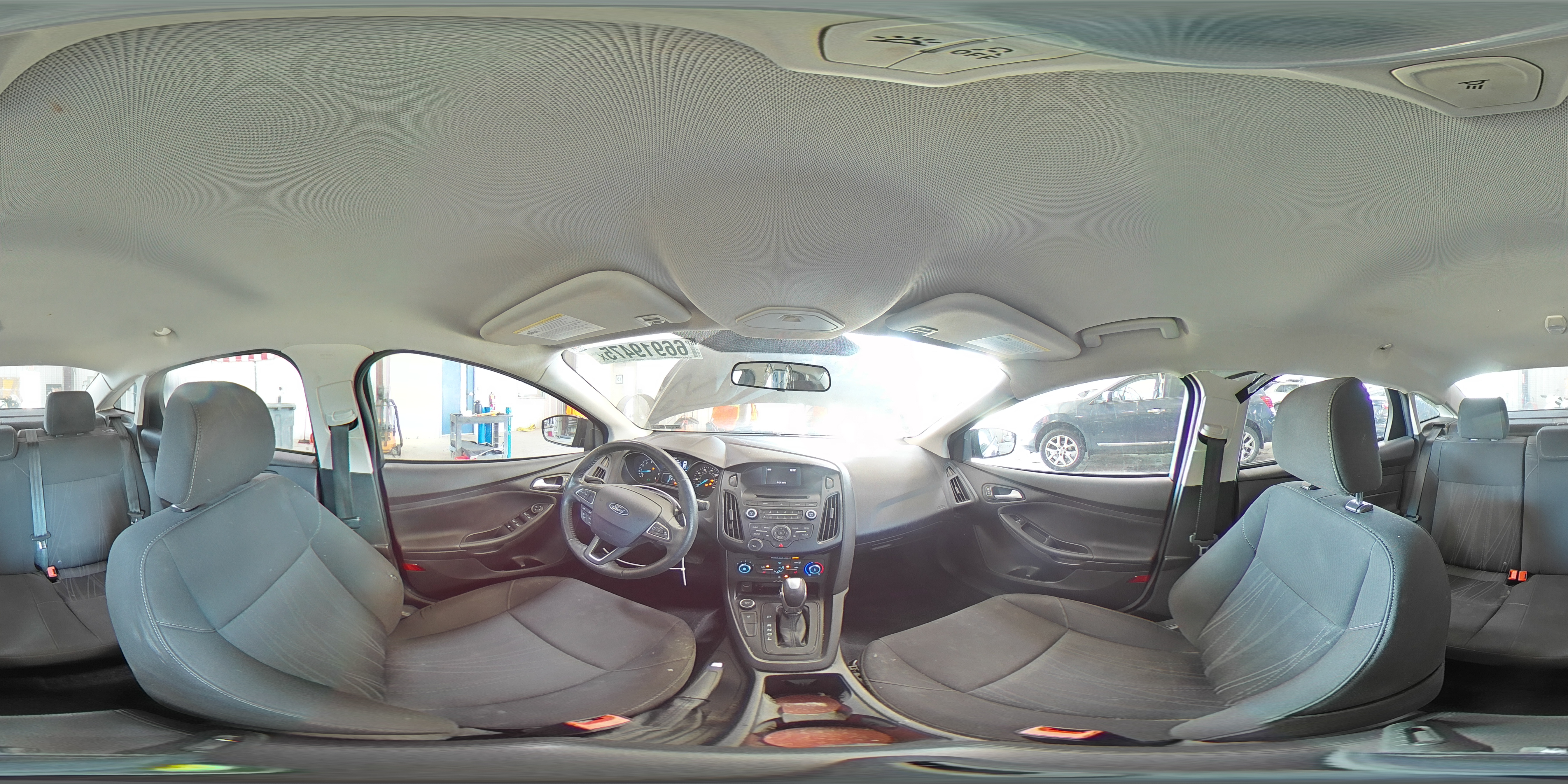 2015 Ford Focus Se VIN: 1FADP3F26FL229318 Lot: 66919475